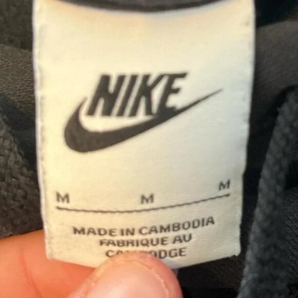 Men’s Black Nike Sportswear Club Fleece - Picture 2 of 2